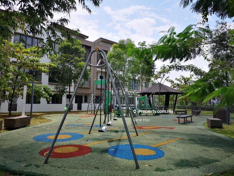 Townhouse for Sale in Bandar 16 Sierra Puchong south Ndira townhouse, Puchong by Jane Hor - iProperty.com.my