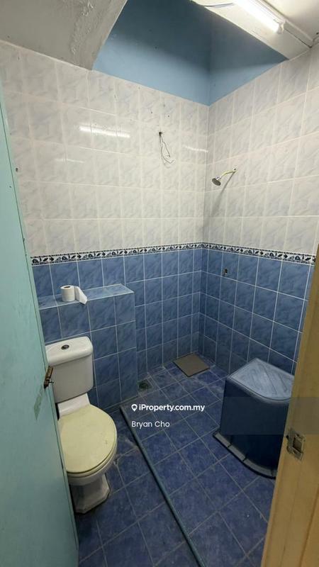 Rumah Berangkai 2 Tingkat untuk Dijual di Taman Prima Saujana, Kajang oleh Bryan Cho - Bathroom - iProperty.com.my
