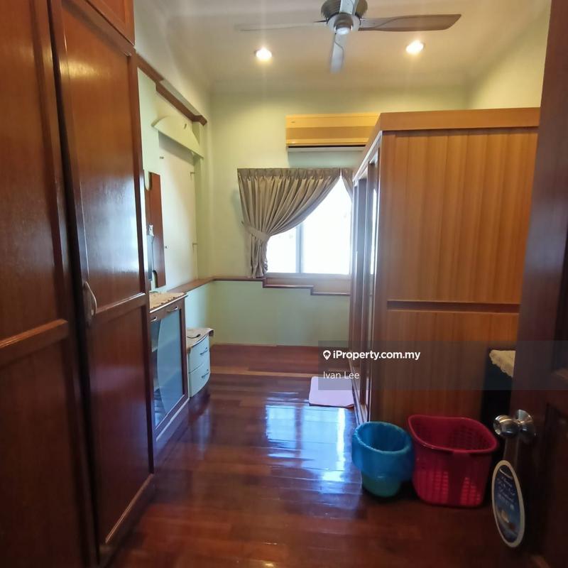 Bungalow House for Sale in Seksyen 17, Petaling Jaya by Ivan Lee - iProperty.com.my