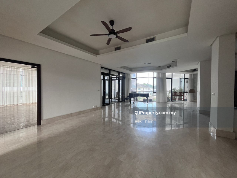 For Sale - Gallery @ U-Thant