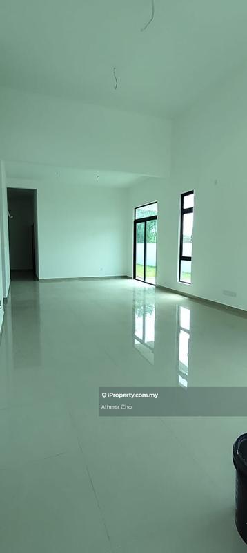 Rumah Berkembar untuk Dijual di Bandar Baru Nilai, Nilai oleh Athena Cho - iProperty.com.my