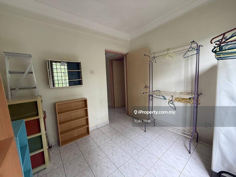 Flat for Sale in Sri Intan by Yuki Yew - iProperty.com.my