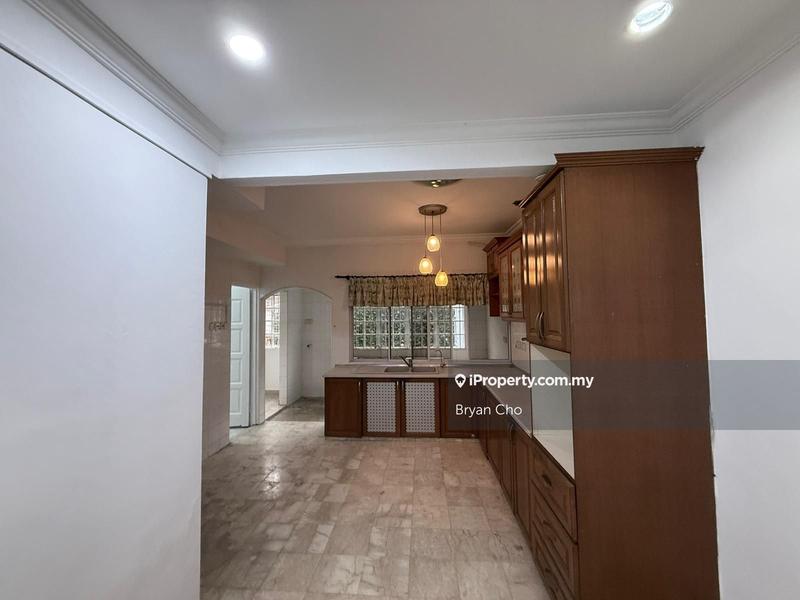 Rumah Berangkai 2 Tingkat untuk Dijual di SS12, Subang Jaya oleh Bryan Cho - iProperty.com.my