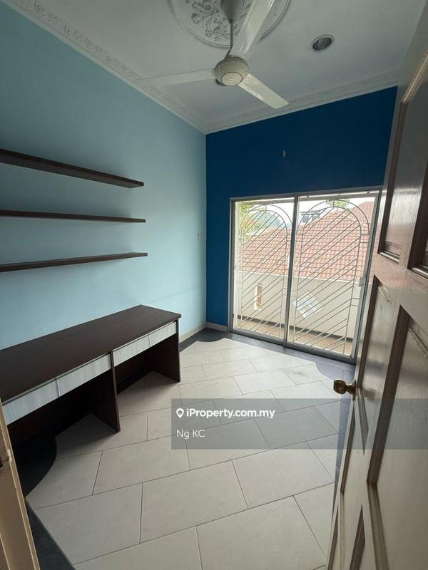 Bungalow House for Rent in Bandar Springhill, Port Dickson by Ng KC - iProperty.com.my