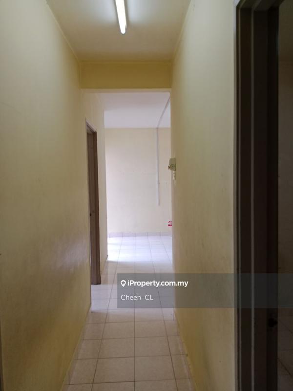 Apartment for Sale in Pangsapuri Jati Selatan by Cheen  CL - iProperty.com.my