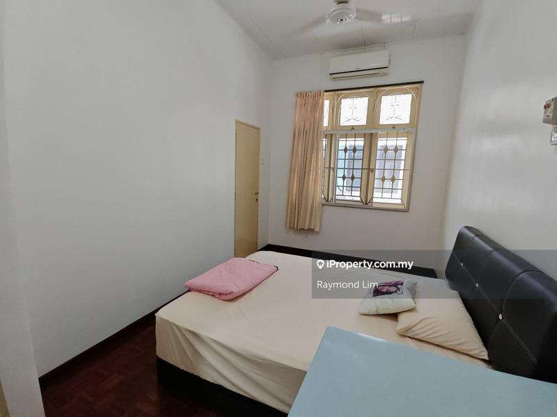 Rumah Berangkai 2 Tingkat untuk Dijual di 7a1nq, Batu Berendam oleh Raymond Lim - iProperty.com.my