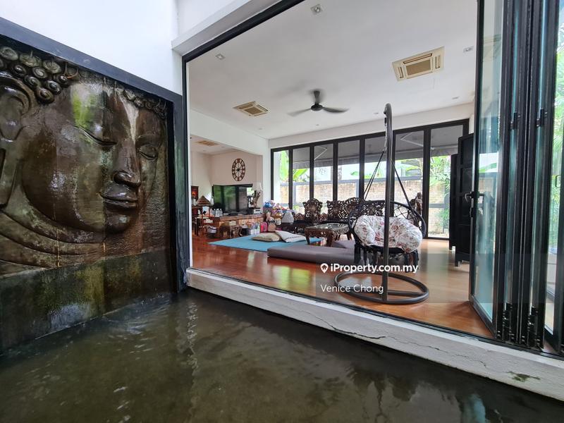 Bungalow House for Sale in Bukit Gita Bayu, Seri Kembangan by Venice Chong - iProperty.com.my