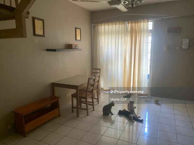 Rumah Teres 2-Tingkat untuk Dijual di Taman Puncak Jalil, Seri Kembangan oleh Marie CLP - Dining Room - iProperty.com.my