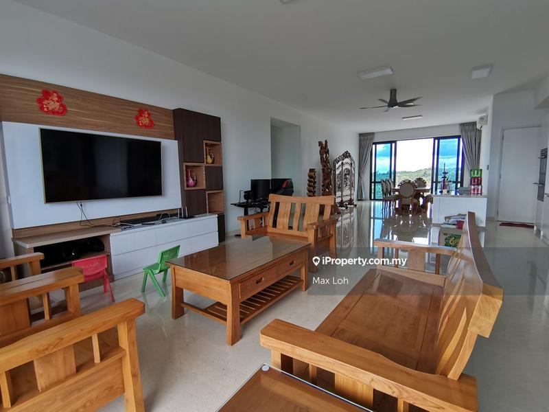 For Sale - Straits View 18