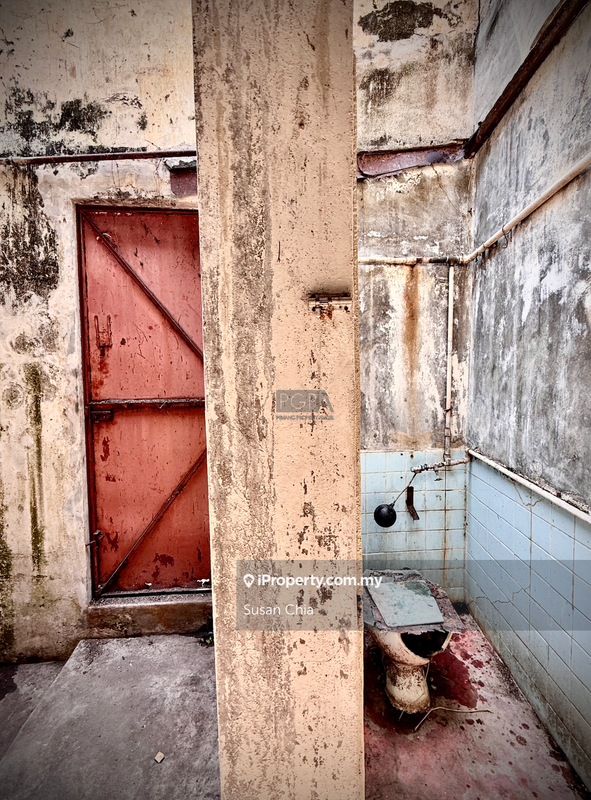 Shop-Office for Sale in Toh Aka Lane, George Town by Susan Chia - iProperty.com.my