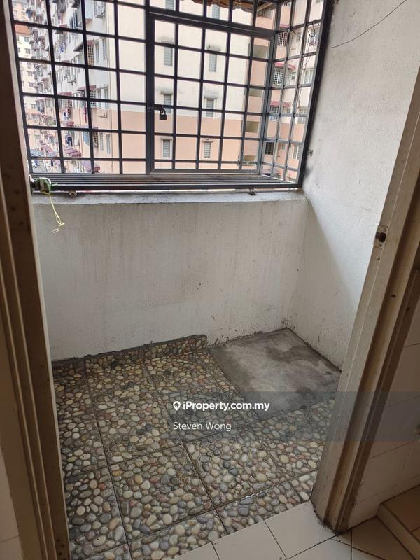 Rumah Flat untuk Dijual di Desa Satu oleh Steven Wong - iProperty.com.my