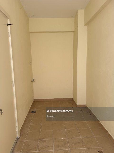 Service Residence for Sale in Subang Olives Residence by Anand - iProperty.com.my