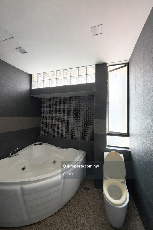 Rumah Berangkai 3 Tingkat untuk Dijual di Taman Esplanad, Bukit Jalil oleh Ck Yee - iProperty.com.my