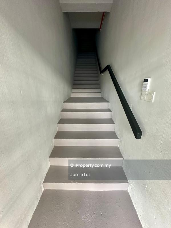 Shop for Rent in Ipoh Garden East, Ipoh by Jamie Lai - Corridor - iProperty.com.my