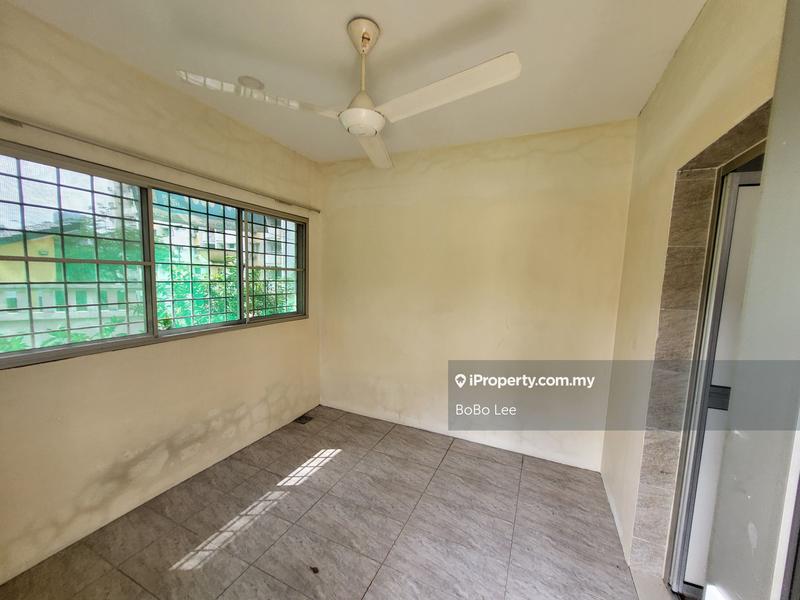 Semi-Detached House for Sale in Taman Overseas Union (Taman Oug), Jalan Klang Lama (Old Klang Road) by BoBo Lee - iProperty.com.my