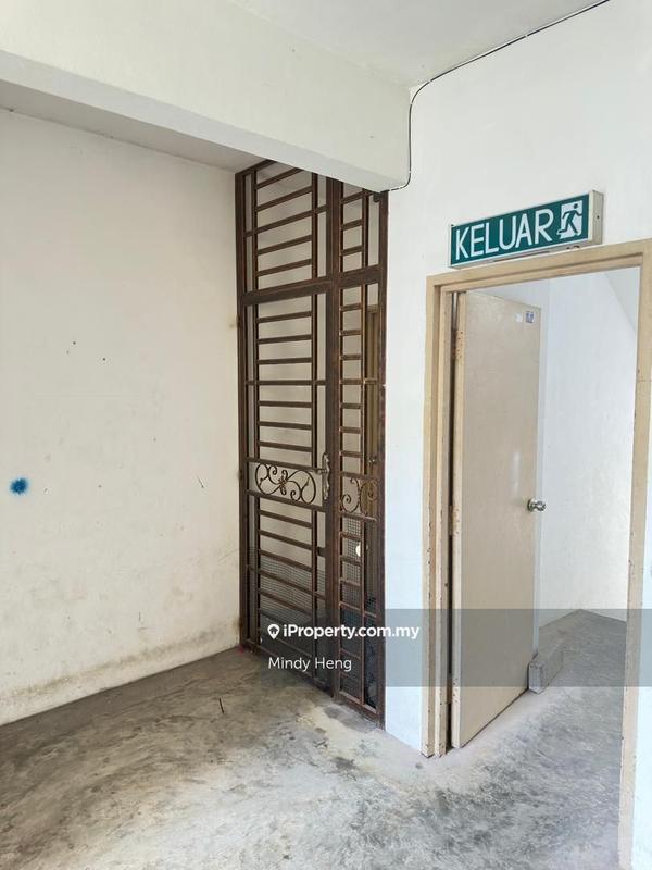 Flat for Sale in Flat Bukit Indah by Mindy Heng - iProperty.com.my