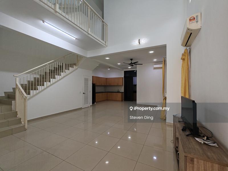 Rumah Berkembar untuk Disewa di Setia Utama, Setia Alam oleh Steven Ding - Living Room - iProperty.com.my