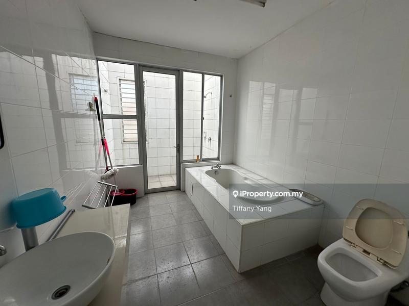 Rumah Berkembar untuk Dijual di Taman Anggun, Rawang oleh Tiffany Yang - iProperty.com.my
