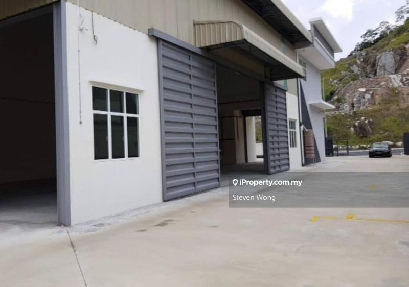 Semi-D Factory for Sale in Hi-Tech Industrial Park, Semenyih by Steven Wong - iProperty.com.my