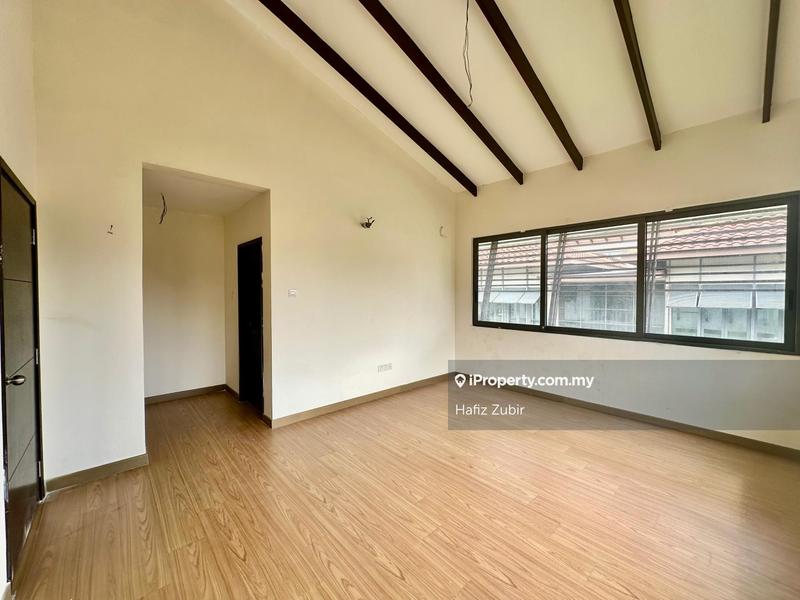 Bungalow House for Sale in Bandar Seri Putra, Bangi by Hafiz Zubir - iProperty.com.my