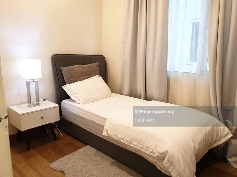 Service Residence for Sale in Crest Residence by Daryl Yong - iProperty.com.my