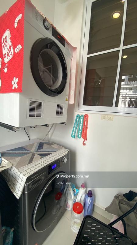 Semi-Detached House for Sale in Semenyih, Selangor by Polly Lew - iProperty.com.my