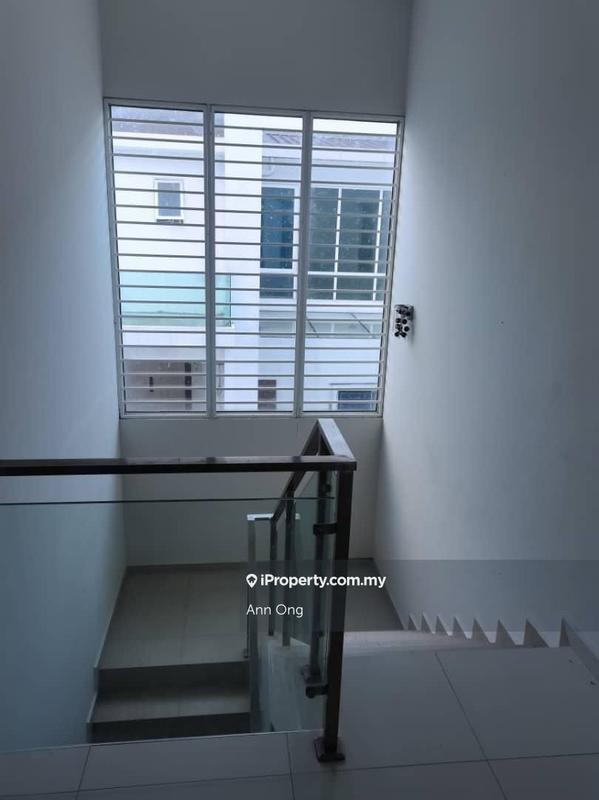 Banglo untuk Dijual di Mahkota Cheras, Cheras oleh Ann Ong - iProperty.com.my