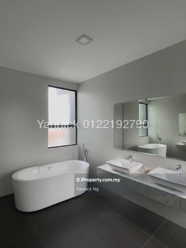 Rumah Berkembar untuk Dijual di Bukit Puchong, Puchong oleh Yannick Ng - iProperty.com.my