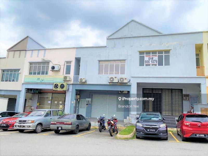 For Rent - Ground Floor Shop Lot, Taman puncak jalil, Seri Kembangan