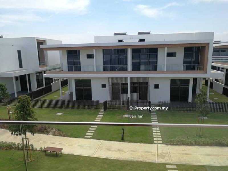 Rumah Berkembar untuk Dijual di Eco Sanctuary, Telok Panglima Garang oleh Jen Tan - iProperty.com.my