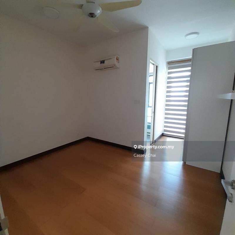 Residensi Servis untuk Dijual di Isola oleh Cassey Chai - iProperty.com.my