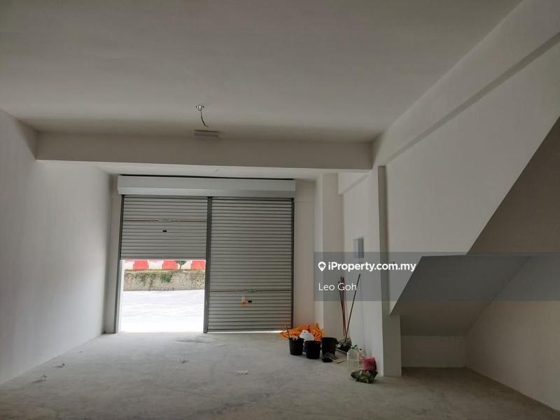 For Rent - Irama Biz Sendayan Gadong Jaya Seremban 29x75 Corner available