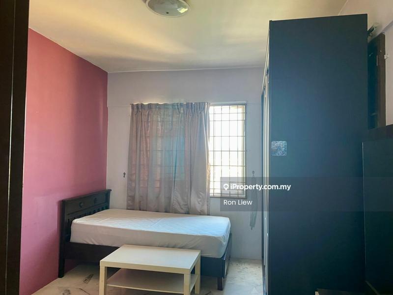 Pangsapuri untuk Dijual di Pangsapuri Seri Pinang oleh Ron Liew - Bedroom - iProperty.com.my