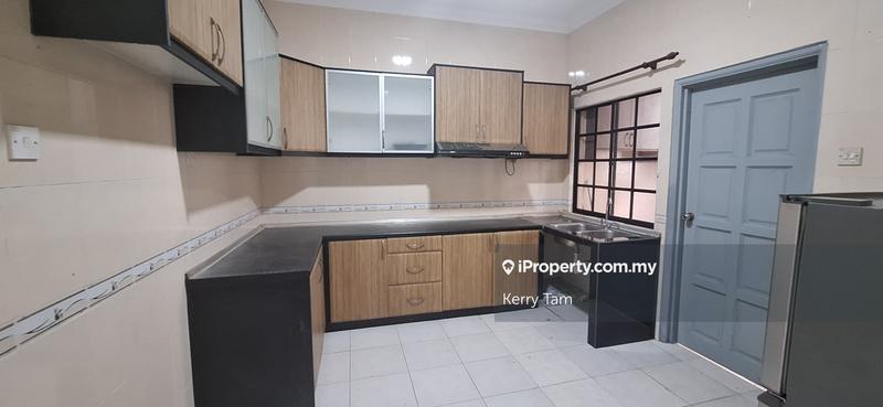3-storey Terraced House for Sale in Bandar Utama, Bandar Utama by Kerry Tam - iProperty.com.my