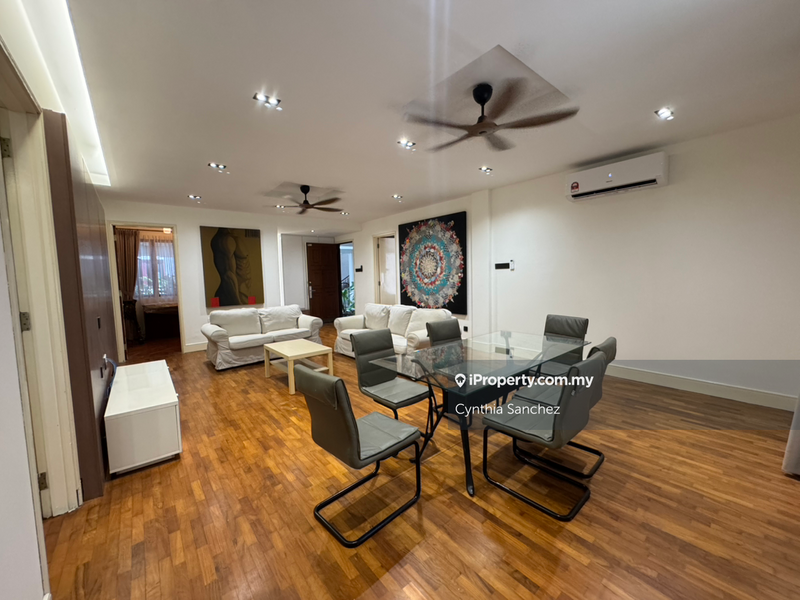 For Sale - Fernlea Court