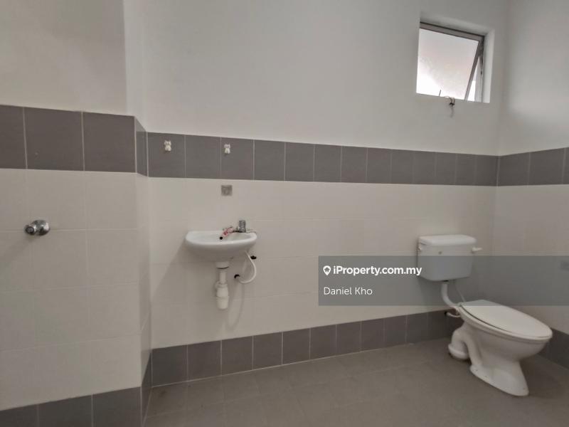 Semi-Detached House for Sale in Taman Kuala Selangor Utama, Kuala Selangor by Daniel Kho - iProperty.com.my