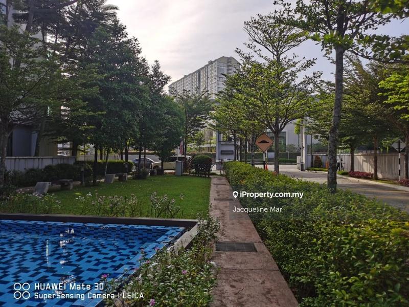 Rumah Berkembar untuk Dijual di Serdang, Seri Kembangan oleh Jacqueline Mar - iProperty.com.my