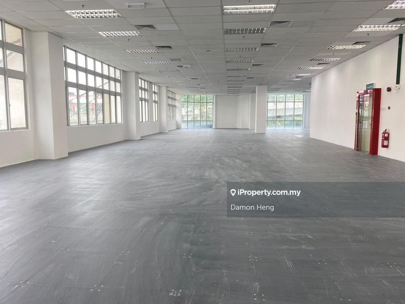 For Rent - Rent Office IOI PFCC Tower 1 Puchong 13143sf Unfurnish Bandar Puteri Commercial Near Pavilion BJ