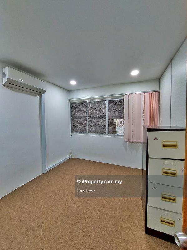 Shop for Sale in Taman Sungai Jelok, Kajang by Ken Low - iProperty.com.my