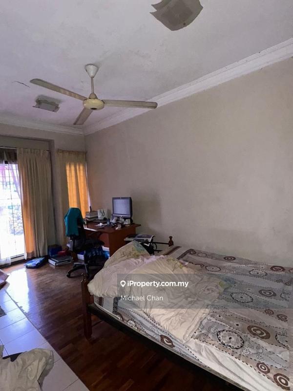 3-storey Terraced House for Sale in Taman Esplanad, Bukit Jalil by Michael Chan - iProperty.com.my