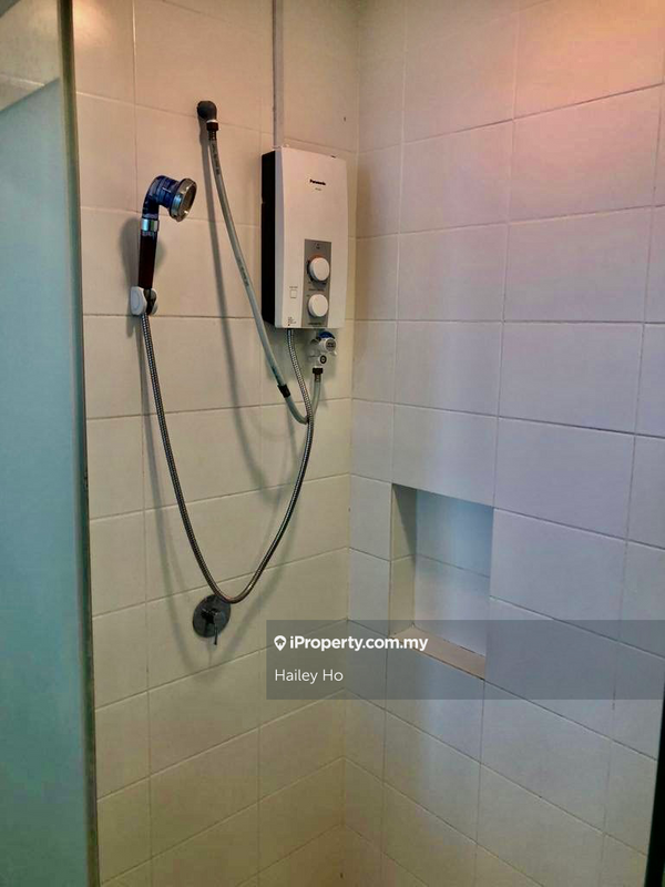 Service Residence for Rent in Trefoil by Hailey Ho - iProperty.com.my