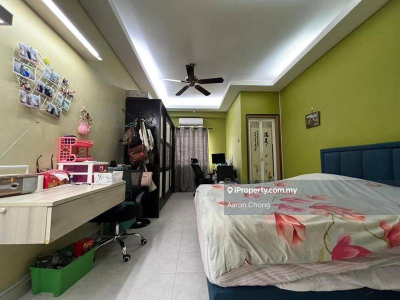 Townhouse for Sale in Taman Overseas Union (Taman Oug), Jalan Klang Lama (Old Klang Road) by Aaron Chong - iProperty.com.my