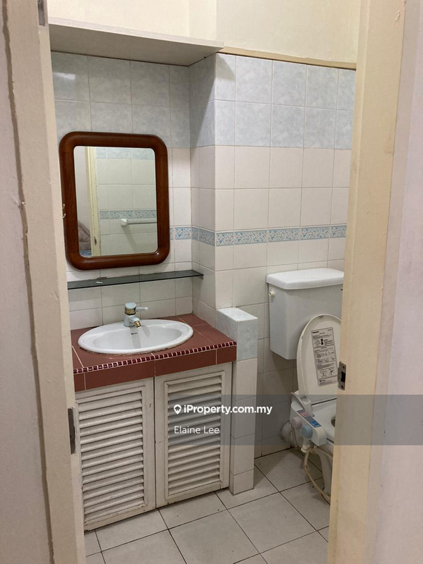 For Sale - Rainfield Court