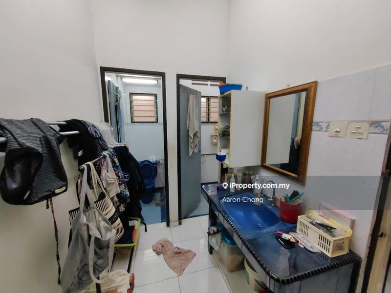 Bungalow House for Sale in Seksyen 4, Petaling Jaya by Aaron Chong - iProperty.com.my
