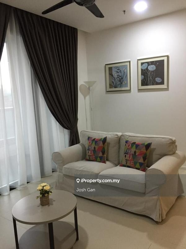 For Rent - Arcoris SOHO