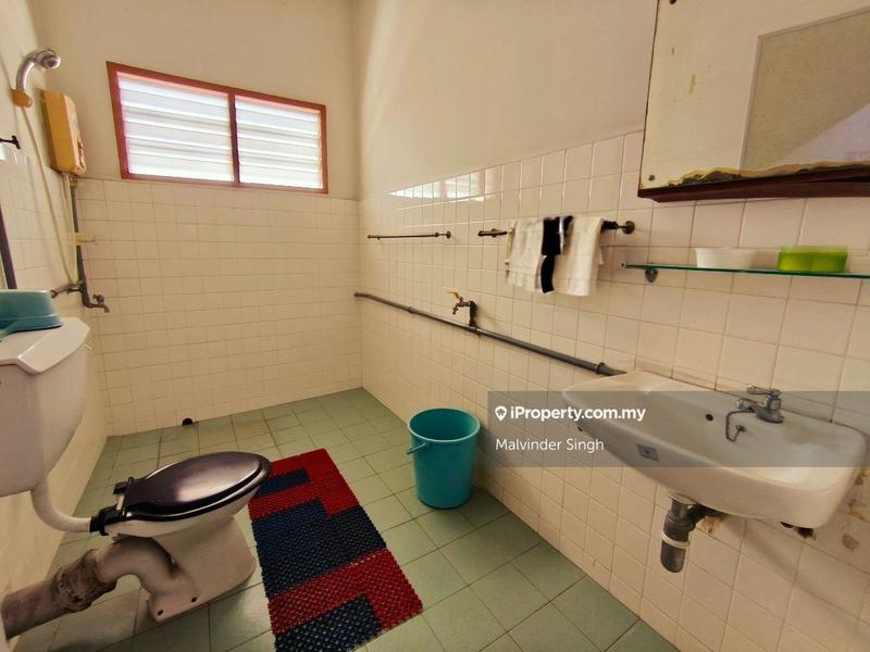 Semi-Detached House for Sale in Taman United, Jalan Klang Lama (Old Klang Road) by Mel Walia - iProperty.com.my