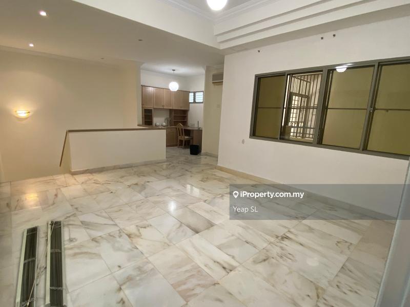 Condominium for Sale in Diamond Villa Condominium by Yeap SL - iProperty.com.my