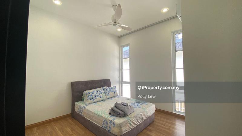 Semi-Detached House for Sale in Semenyih, Selangor by Polly Lew - iProperty.com.my