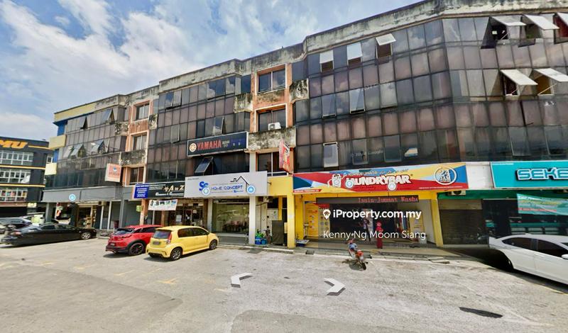 For Sale - ( EROI 5.7% ) Shah Alam Taman Subang Perdana 4 Storey Shop ( Sale ), Sungai Buloh