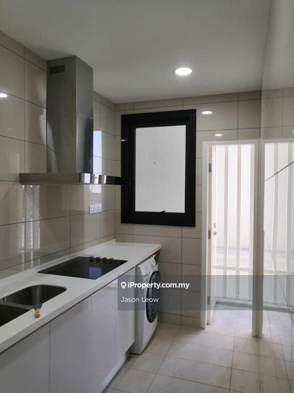 Service Residence for Sale in The Park Sky Residence by Jason Leow - iProperty.com.my